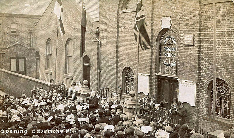 Markwcharnley's tweet photo. #OTD 1907 new Pendleton Ragged School opened West George Street, #Windsor, #Salford. @VisitSalford @SalfordMuseum @SalfordCouncil #History https://t.co/M7gETNHNTO
