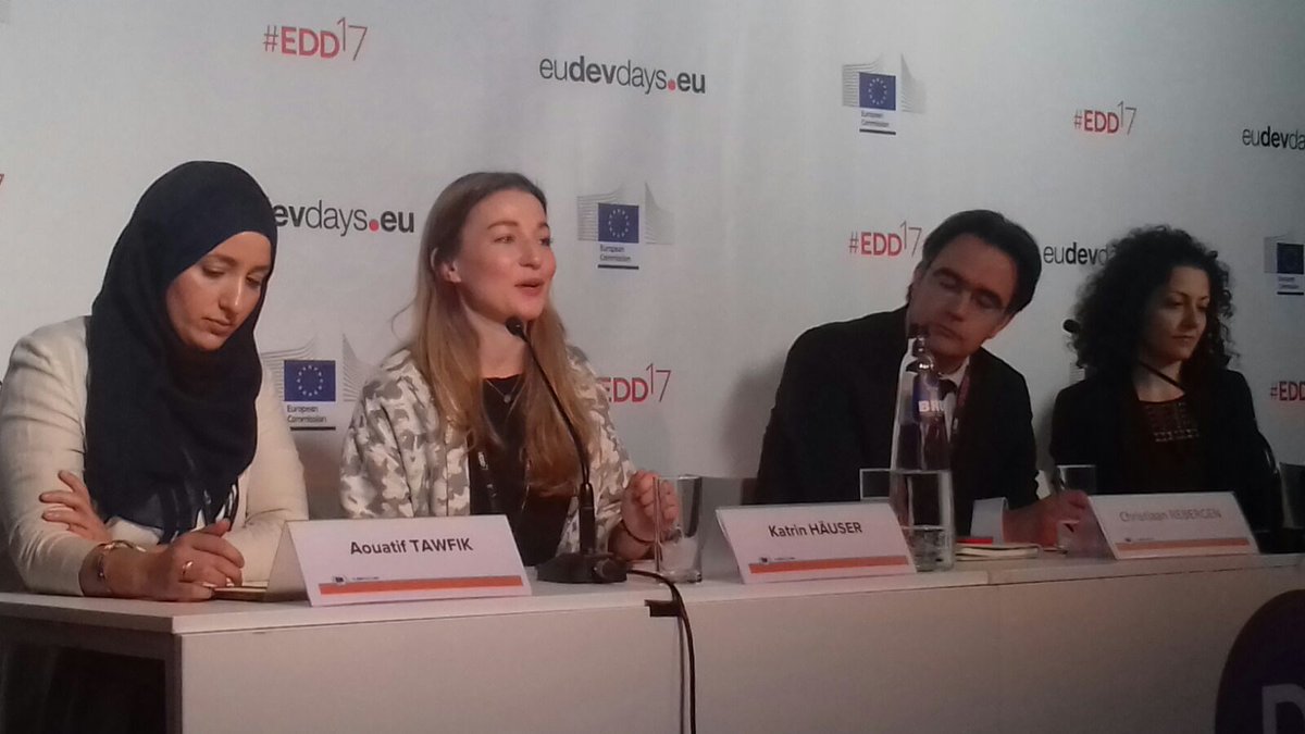 OneYoungWorld's tweet photo. "Private sector must integrate social return on investment in their business decisions" Katrin Hauser of @OnPurposeDE #EDD17 #EUDev https://t.co/Tj3ynkiZVW