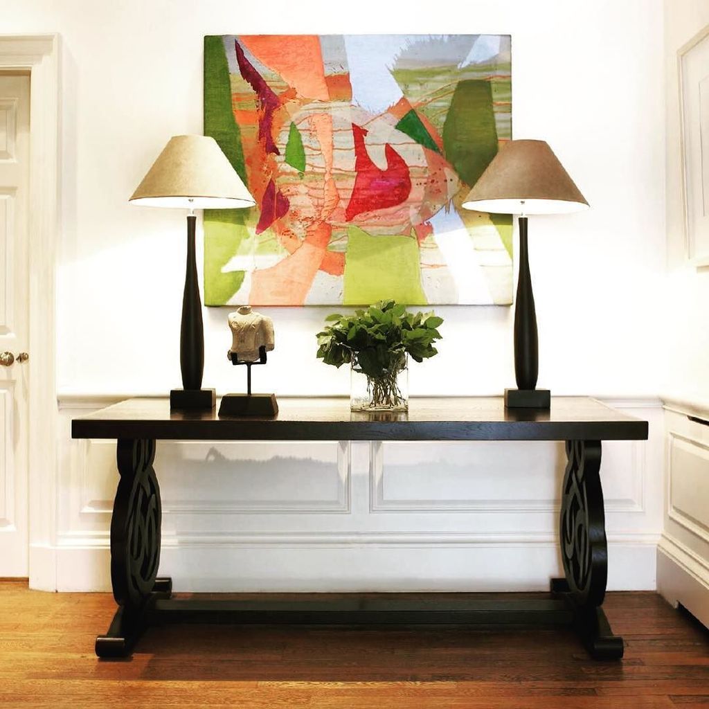 jevansinteriors's tweet image. We hope the bright artwork in this classic interior will brighten up a miserable #thursday morning! #throwbackthur… ift.tt/2r4C7hh