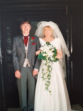 markbanks1964's tweet photo. 21 years ago today Euro 96 started , more importantly it was are wedding day .
HAPPY ANNIVERSARY CLAIRE https://t.co/TLFjmh63Yt