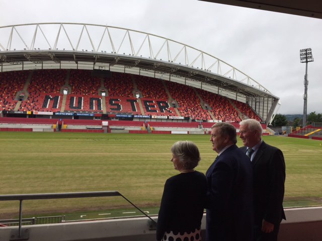 DeptEnterprise's tweet photo. Minister @PatBreen1 encourages companies to check out the Brexit Scorecard &amp; the Be Prepared grant https://t.co/wx6KWh9qI2 https://t.co/SXefoY7LOB