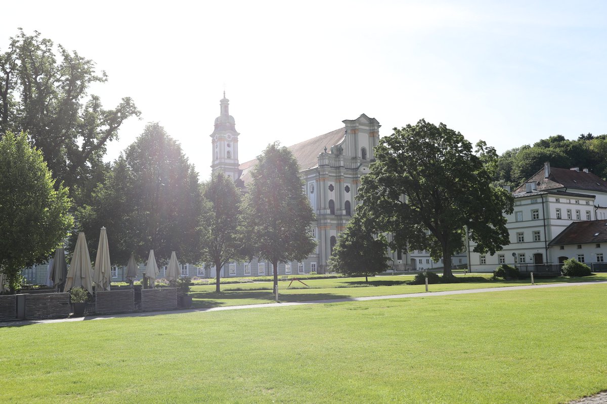 Good morning! What a great sunny day in Fürstenfeldbruck. We hope you all enjoy today's program at the #WHC2017 #Worldhaptics.