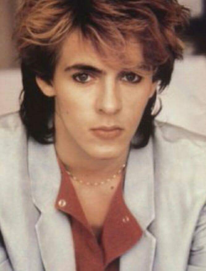 JUNJUNGAN GUWEH... 

Happy birthday Nick Rhodes, who turns 55 today  