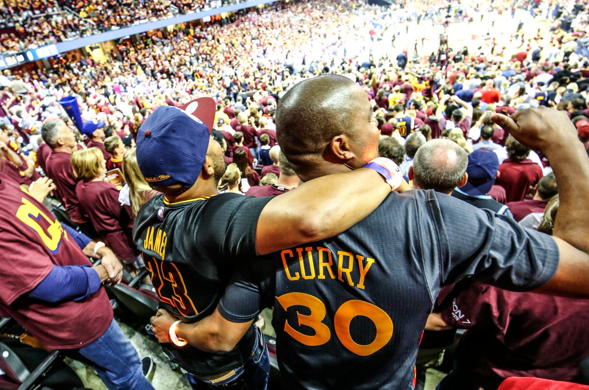 Boyas112's tweet photo. A Dream come true & experience of note. From the Open Practice to Game 4 at #QArena #NBAFinals 2016. #NBA #TBT https://t.co/lBxroFlUZu
