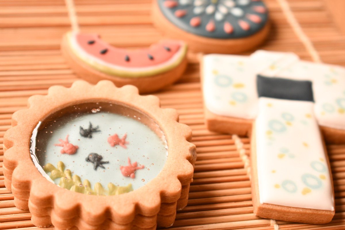 アイシング教室 Clarifier 泳ぐ金魚と夏モチーフの アイシングクッキー アイシングクッキー T Co Vz5jctk4bn Twitter