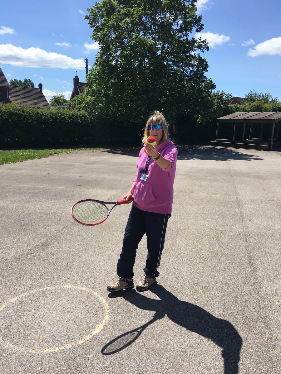 ElvingtonCE's tweet photo. Learning new tennis skills with @icpt_matt https://t.co/bJkgFZK1AJ