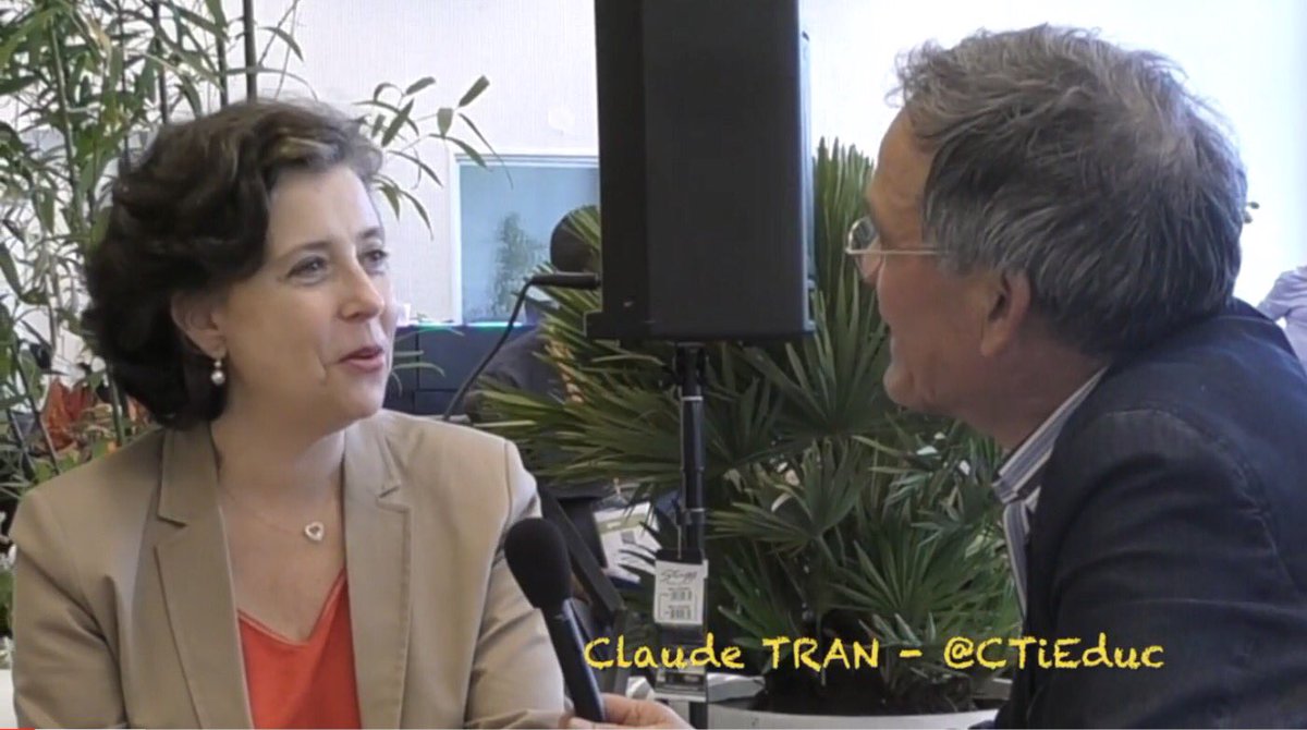 IanLettres_Nice's tweet photo. 🎥 C. TRAN -C. BECCHETTI-BIZOT le co-design au service de la formation: l'école de demain #Ecritech8 et #Orme2017 👉🏿https://t.co/BpTnofZya0 https://t.co/k7oi3KWvFT