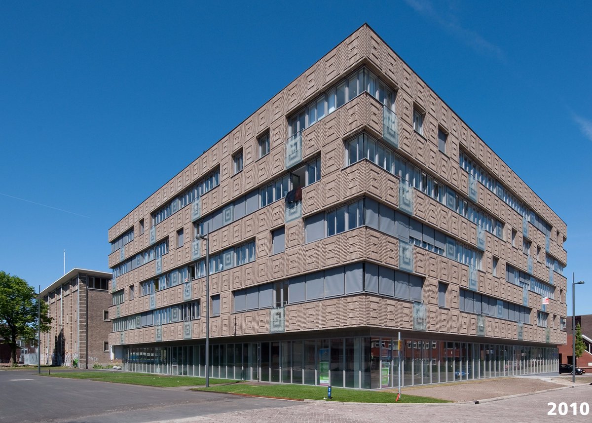 What happened to my buildings, aflevering 14: Bloemhof, De Intense Stad architectenweb.nl/n40968 <a href="/rohmer_rohmer/">Marlies Rohmer</a>