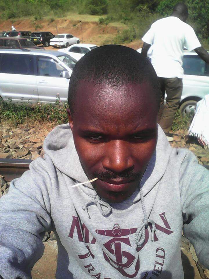 MmbagaMsafiri's tweet photo. Siasa si chama bari nikuwatumikia walio kutuma.  KUFA KWA CHAMA NI KUTAKA MADARAKA MAKUBWA. https://t.co/ZCK7dkqCkk