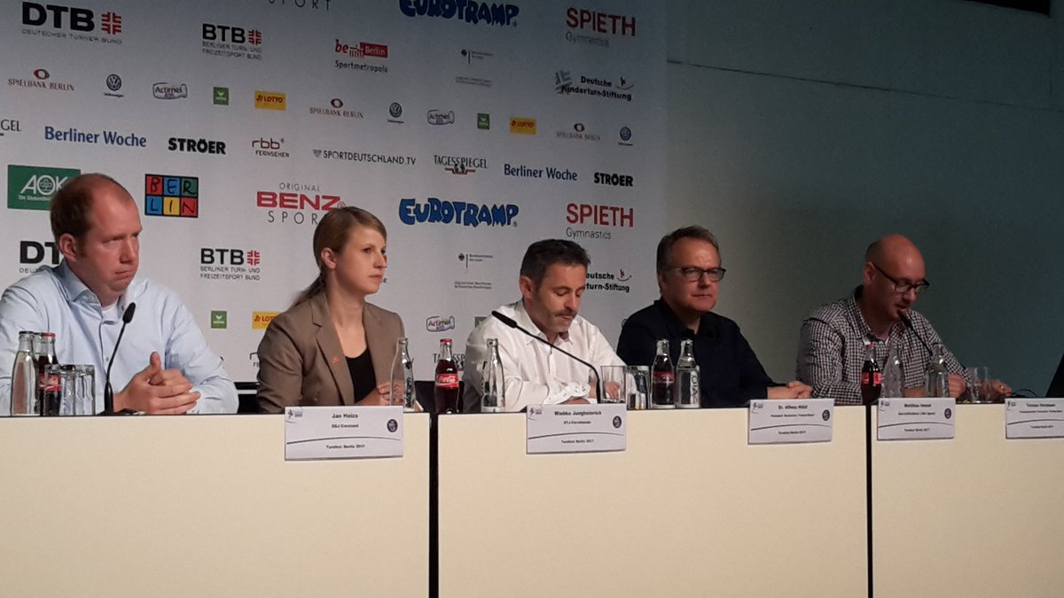 DTB_Liveticker's tweet photo. In der neuen Runde mit dabei Jan Holze, Wiebke Jungheinrich und Matthias Immel #turnfest #berlin #wiebuntistdasdenn https://t.co/peMvTRTZCR