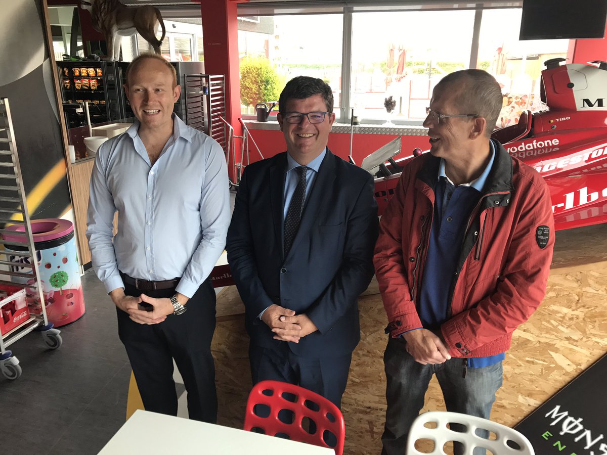stefaankerger's tweet photo. Kortrijks bedrijf #MRSolar helpt E-karting pretpark #DeKegel Middelkerke met #zonnepanelen volledig selfsupporting qua energie. #focuswtv https://t.co/i5VrpaPqfB