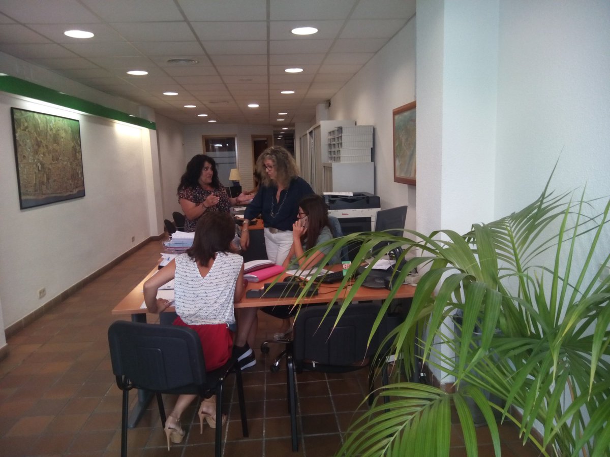 FinquesV's tweet image. T'esperem a les nostres oficines!!!