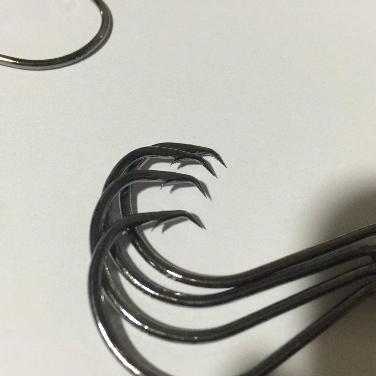 New  big hooks coming !