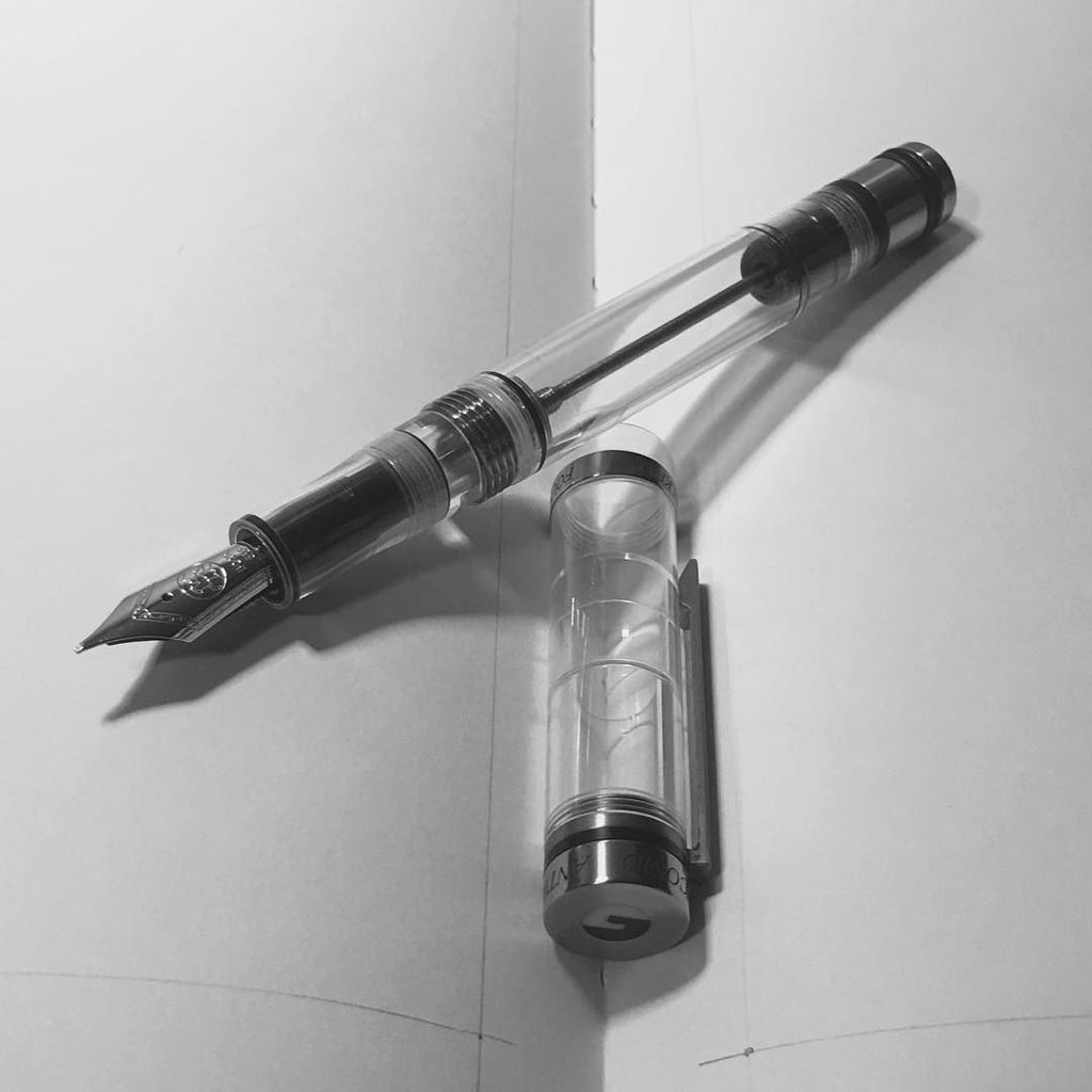 hdoug's tweet photo. Pen and page waiting for ink. Ink waiting for think. Just unboxed, more shots soon. #Conid #Fountainpen #stillmana… https://t.co/QIYgmHO0tu https://t.co/311pvAoNFe