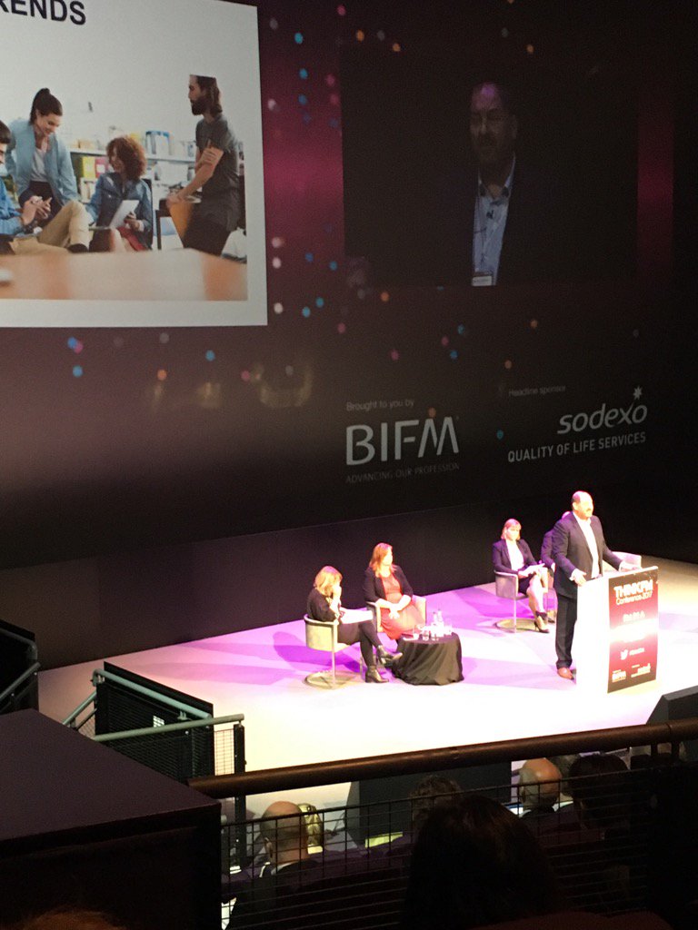 oakley_charles's tweet photo. @Andrew_Wilko at ThinkFM addressing robots in FM. #ThinkFM #sodexo #qualityoflife @Facilities_Show https://t.co/6boHAm27Ht