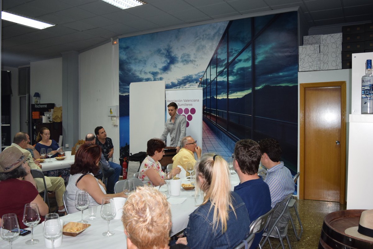 Condes de Fuensalida tweet media