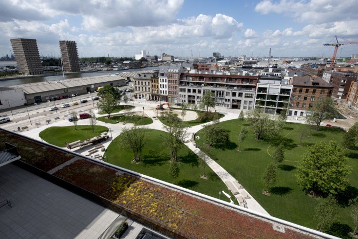 The new Cadix  Quarter in Antwerp,  finished at last. Having a nice view from the office as from now on!