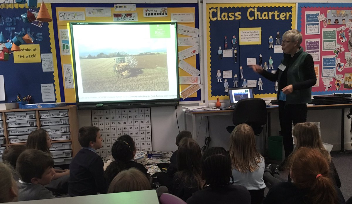 Jess from <a href="/TheRHET/">RHET</a> came to speak to us about farming 🚜 #primary4 #farming #topic