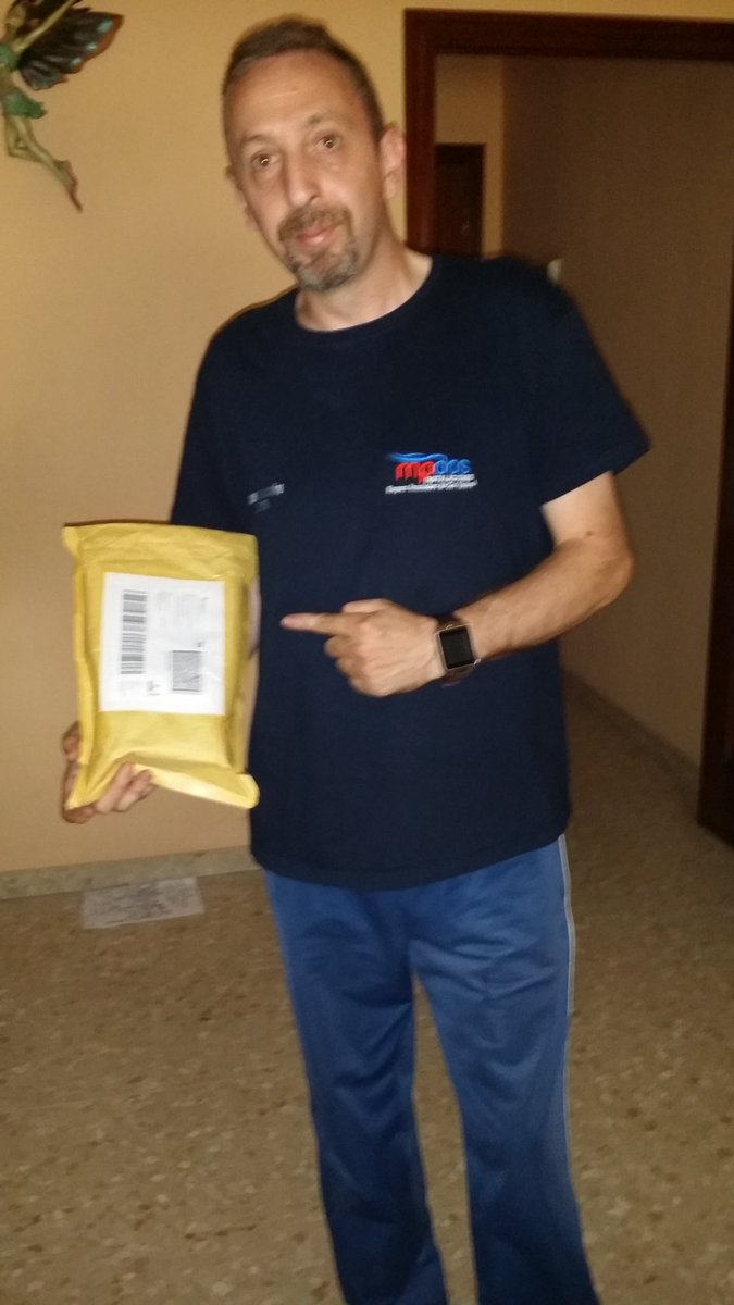 espcializados's tweet photo. ¡¡Buenos días!! Uno de los dos ganadores del #SORTEONACIONAL de @AukeyES ya ha recibido sus premios. ¡¡Gracias y enhorabuena @manoloarcos78 https://t.co/D0pCtOcIKv