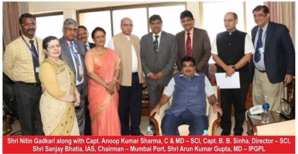 AdminSailor's tweet image. SCI’s In-House Magazine &apos;SCI Sandesh&apos; Unveiled By Nitin Gadkari(Union Minister Of Shipping, India) sumo.ly/B62n @AdminSailor