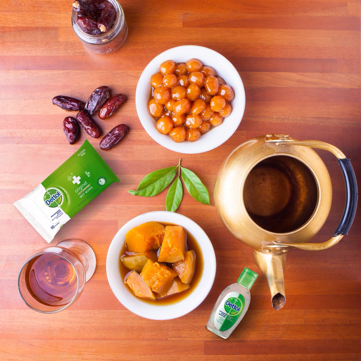 Pakai Dettol Hand Sanitizer &amp; Dettol Wet Wipes untuk berbuka puasa di luar dengan keluarga. Mana favorit keluarga Ibu? #SebagianDariIman