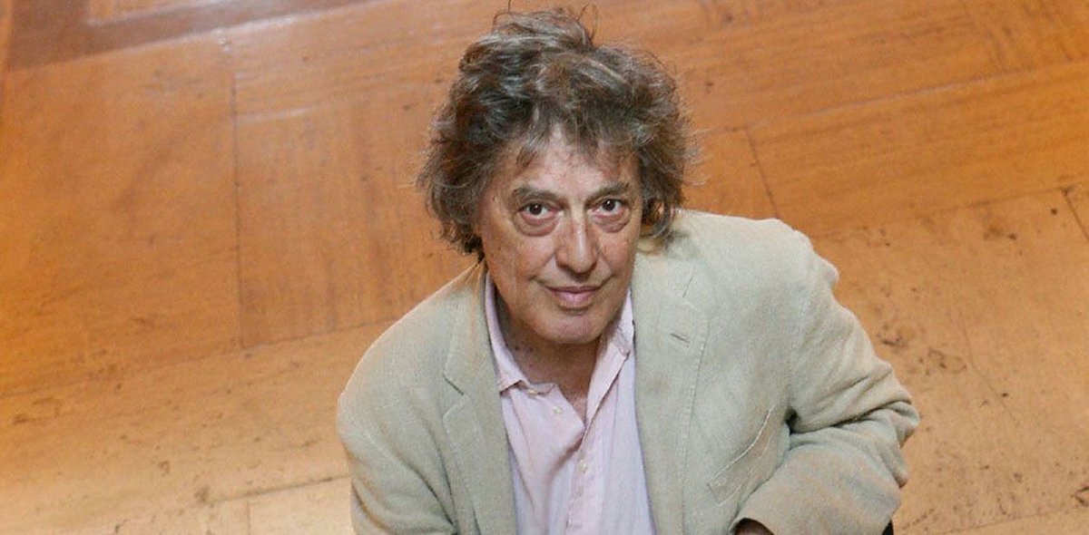 TheStage's tweet photo. Tom Stoppard appointed visiting professor at @UniofOxford https://t.co/9KPWVU3Am2 https://t.co/SpKN15uJHd
