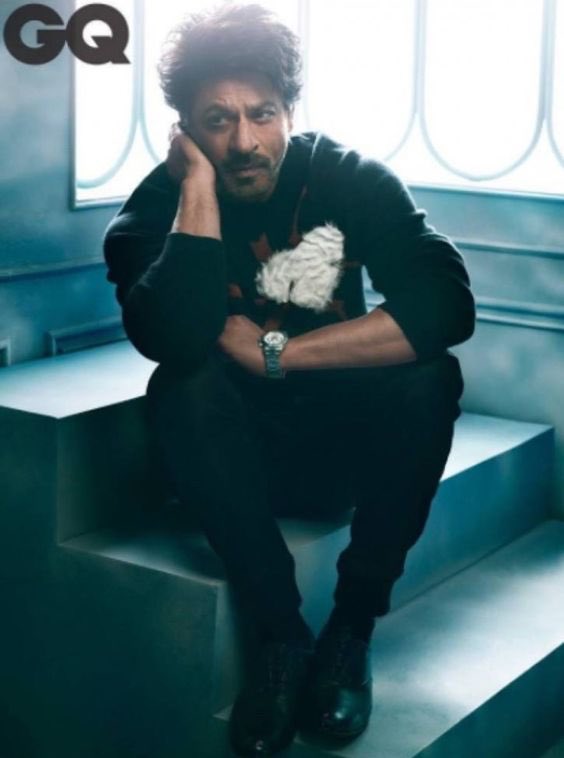 SRKuniverseIT's tweet photo. 😍This is most handsome man of the world 😍 Mr. @iamsrk , pics by @gqindia #100MostHandsomeFacesof2017 @tccandler @SRKUniverse https://t.co/BwcC6WXOmK