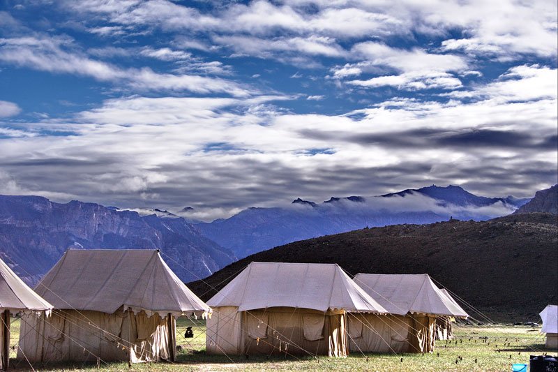 roambabyroam's tweet photo. #TravelQuotes "Camping is nature's way of promoting the Motel Business" 

#Ladakh #PangongLake #Camping #campday #Leh #Travel #travelblogger https://t.co/ANN2Wi32EY