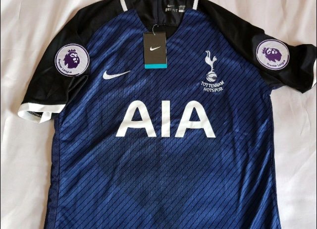 spurs away kit 2017