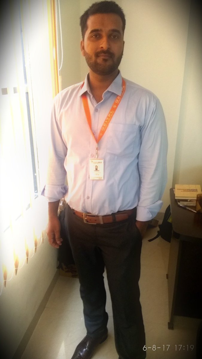 chandan0707's tweet photo. #livinglife #beardedCeo #Manlystyles  #opensoftindia #Lovethybeard #geitpl #webdesign #nodejs #angularjs #customersatisfaction https://t.co/eS4MpdLUvi