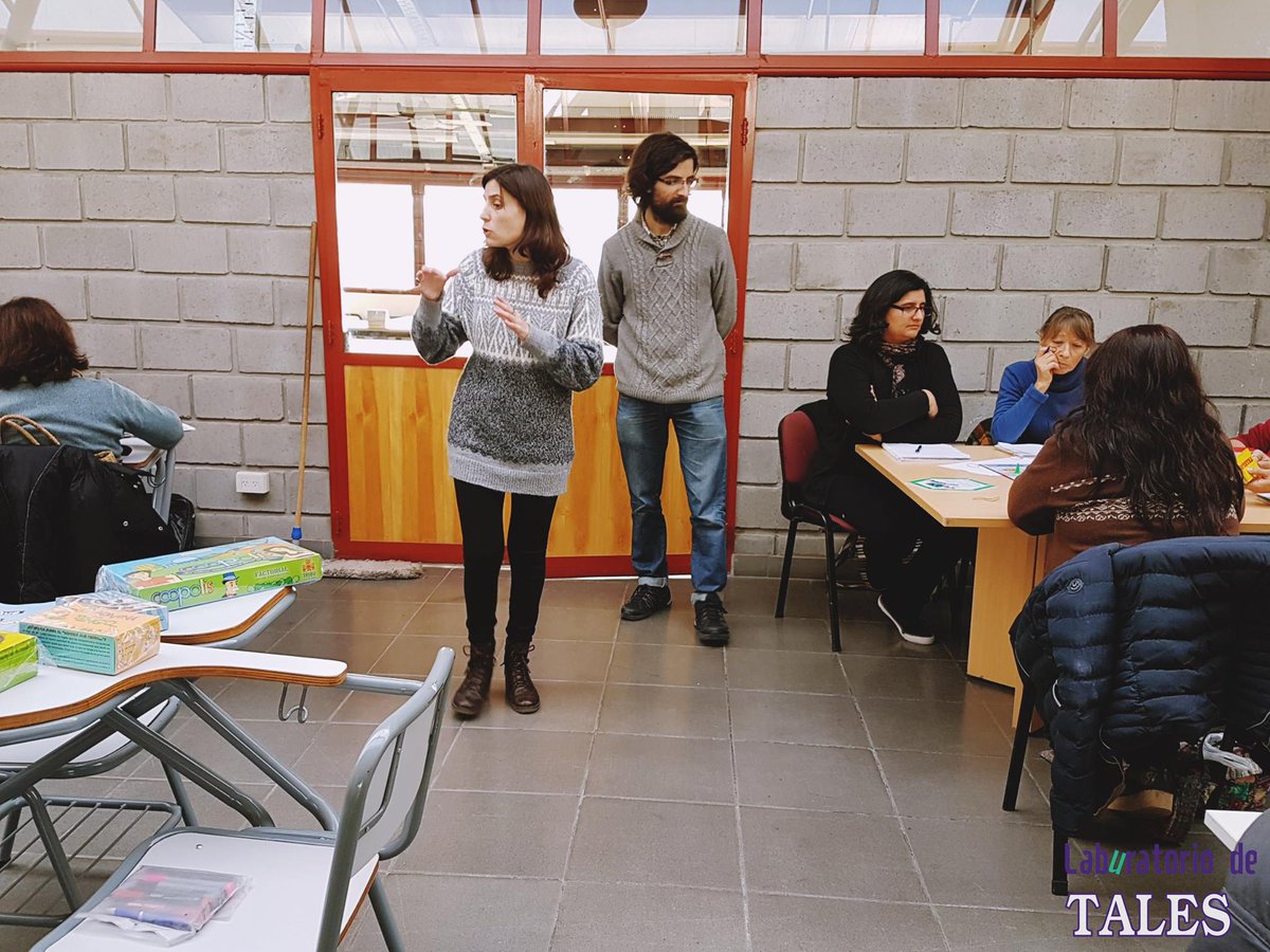 EscuelaLibreUNQ's tweet image. En la @UNQoficial estuvimos jugando y aprendiendo con #Coopolis en el último #Laburatorio gracias a @CFactorial.