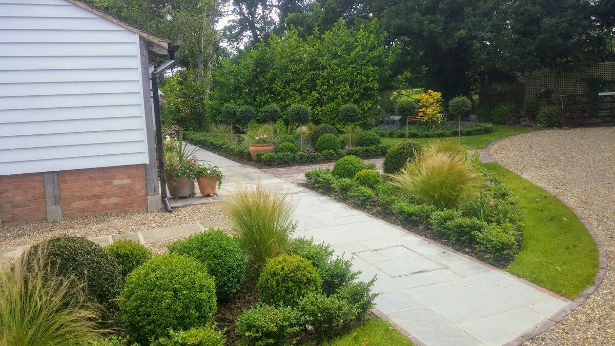 OpenviewLand's tweet image. Frittenden planting.... a little oasis of green burgeoning in the spring rains.
More details @Openviewlandscapes.co.uk