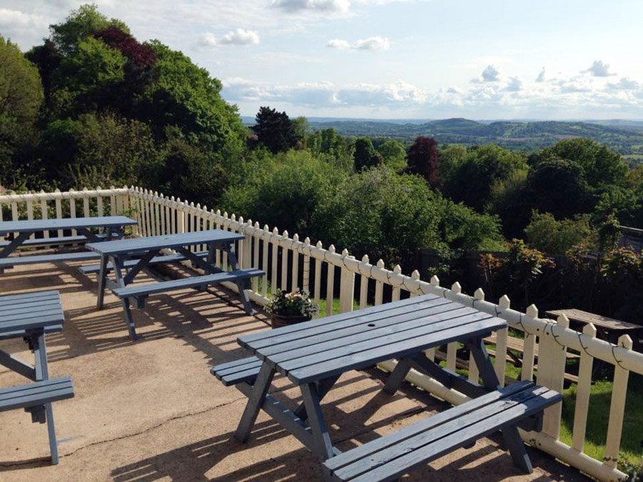 grapevineworcs's tweet photo. https://t.co/7Sh8JMxmZz Here's university intern @BourneToWrite's Best Beer Gardens in Worcestershire. @TheFleeceInn @theoldbeams @RecHed https://t.co/Kzsyw36YHV