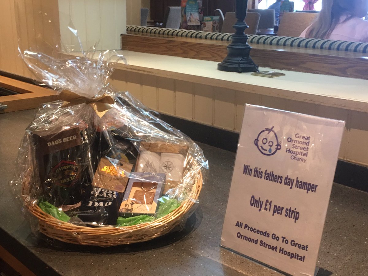 Raising money for GOSH with our Fathers Day Hamper at Buchanan Gate !!! <a href="/KincardineWayBF/">Kincardine Way</a> <a href="/alastairhope/">Alastair Hope</a> <a href="/frncsc_g/">Francesca</a>