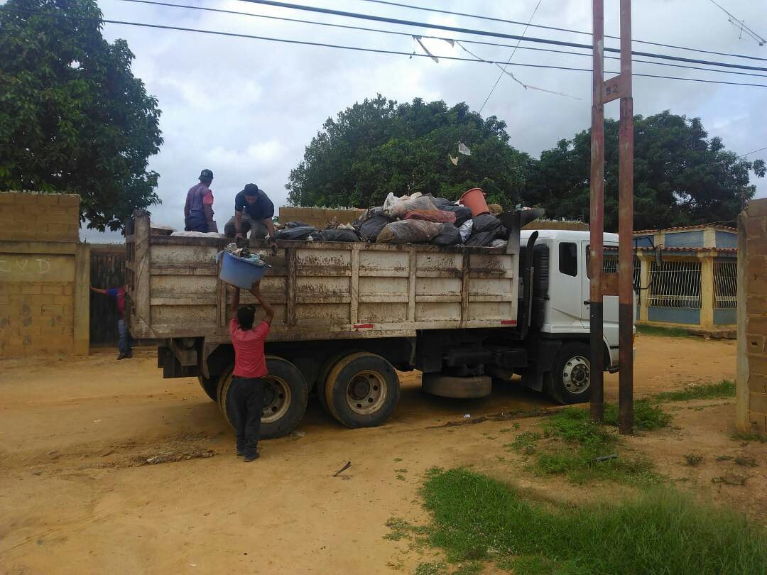 JFigueraPSUV's tweet photo. #PlanBasuraCero #ElTigre https://t.co/39maiFcmrl