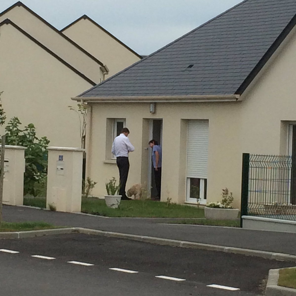 EricVeve's tweet photo. Je suis à la rencontre des habitants d'#Authie #UnCitoyenEnAction https://t.co/2TbcISaKxN