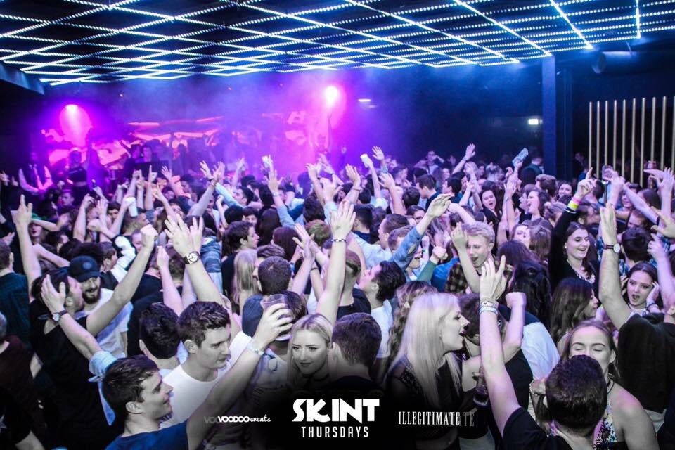 SkintNewc's tweet photo. #Skint Competition! 🎉 💃🏽 🍸

Tonight at Illegitimate:

10 Frees 🎟
10 Vodka Mixers 🍸
10 Skittle Bombs 🥃
2 Bottles of Bubbly 🍾
1 Table 🙌

RT📲 https://t.co/xEkcSsZRMV
