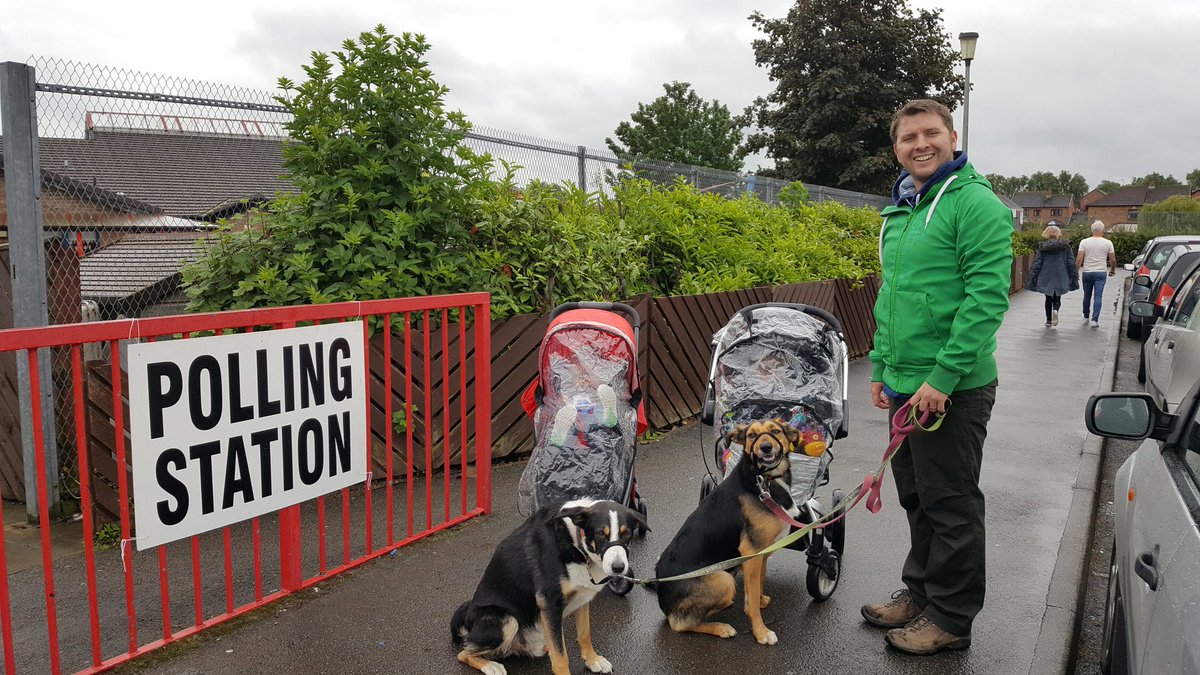 Dogs & babies at polling stations anyone? #dogsatpollingstations #babiesatpollingstations @WhiteCrossVets @BBCNews
