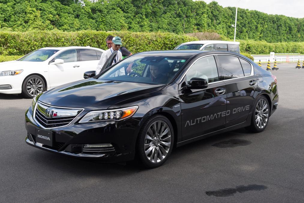 #Honda is aiming to sell Level 4 autonomous cars - just one step away from total self-driving - by 2025: aex.ae/2sWWDNf