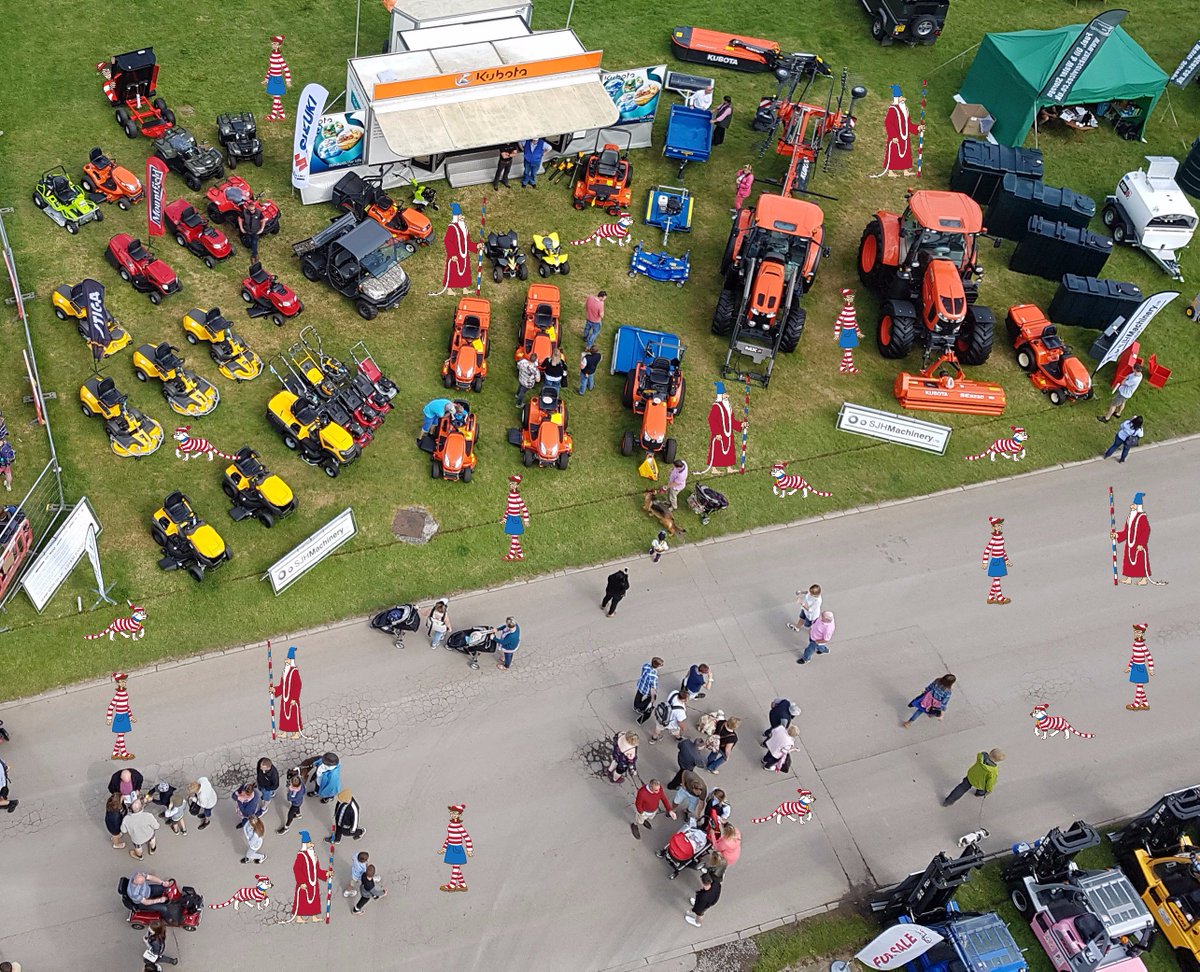 Quadxmachinery's tweet photo. 🔴 WHERE'S WALLY? 🔵
Spotted in the @SJHMachinery stand at the @BathandWest Show!
(He's a big fan of our products 😉) #WheresWally #Agri https://t.co/RtNx0WpC7u
