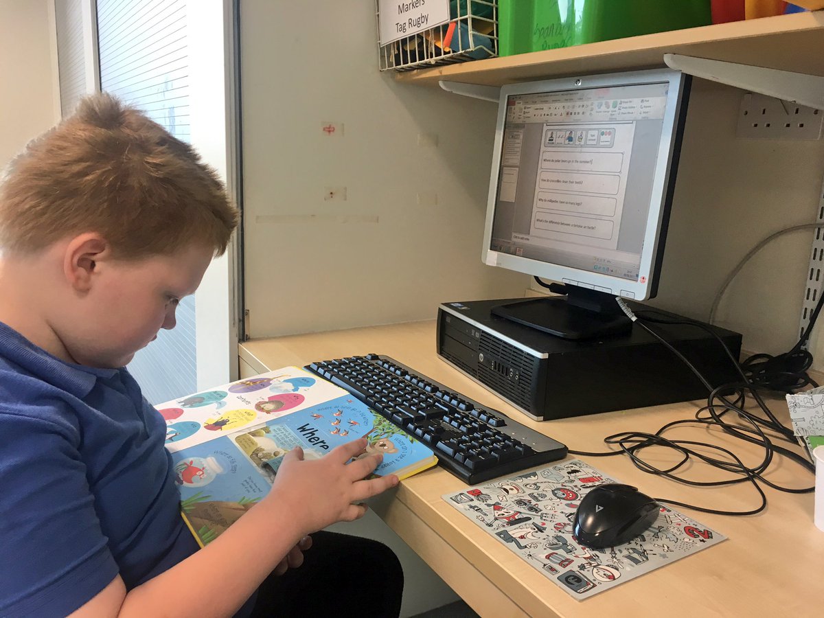 GrangeHannah1's tweet photo. Question and answer time ❓#learningaboutanimals #findinginformation #hannahshippos #literacytime https://t.co/FNSTdT7e4R