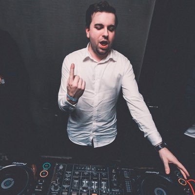 Deejay_Sample's tweet photo. #nieuweprofielfoto https://t.co/kbkrHZaRzl