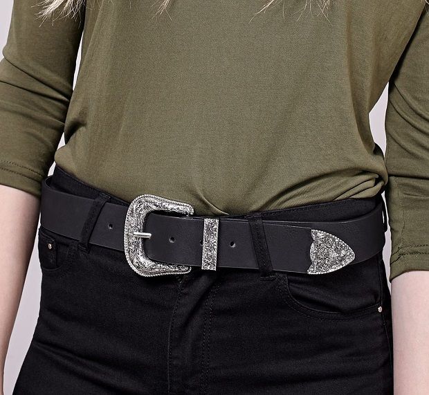 mkt_moda's tweet photo. Las tachuelas y la hebilla del #cinturón de estilo #cowboy de @stradivarius enamora 😍 @elrincondemoda https://t.co/GVITdZo3su #moda #MKTmoda https://t.co/m670ZfZ3Bf