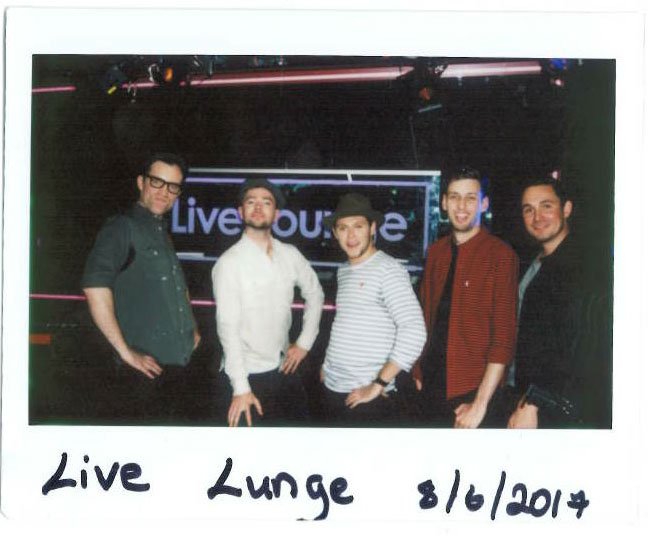 BBCR1's tweet image. Not forgetting @NiallOfficial's incredible band 👏👏👏

Live lunging in the Live Lounge 4 life 💪