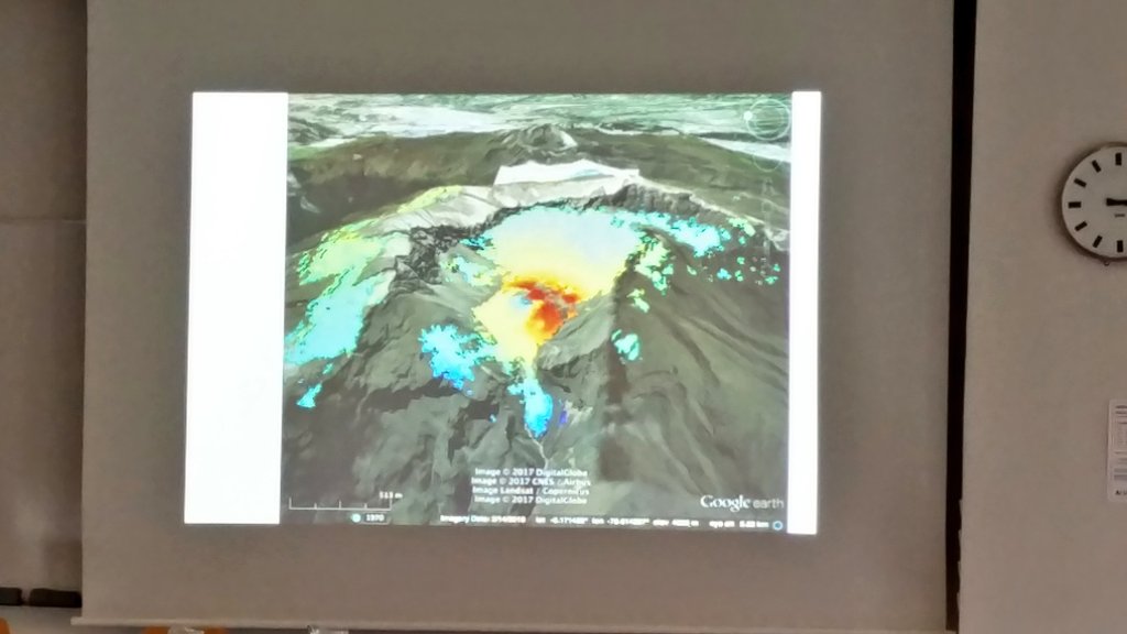 DarĂo Solano (@mr_insar) on Twitter photo <a href="/falkamelung/">Falk Amelung</a> on #Ecuador #volcanoes 🌋 monitoring using InSAR #esafringe insarmaps.miami.edu <a href="/falkamelung/">Falk Amelung</a> on #Ecuador #volcanoes 🌋 monitoring using InSAR #esafringe insarmaps.miami.edu