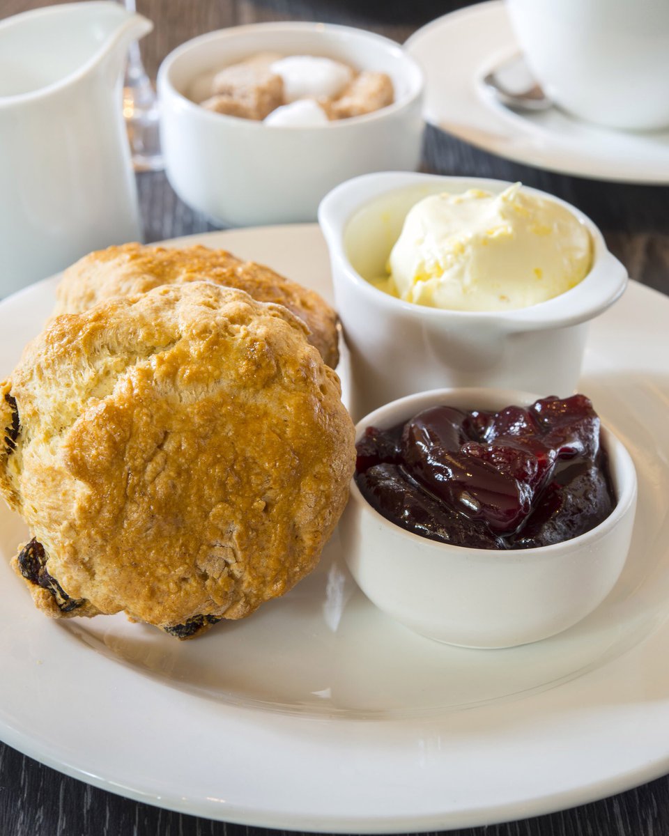 Join us for #afternoontea and a glass of something special! #HeadToOaksmere #tea #daysout #celebration #ThursdayThoughts