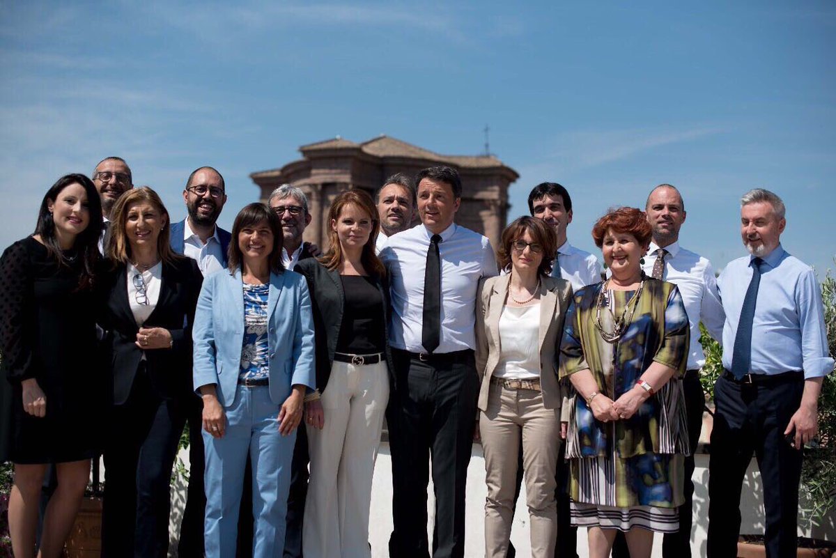 VocidiPalazzo's tweet photo. Alle 15 al #Nazareno la riunione della #segreteriaPd questione #leggeElettorale al centro dell'incontro https://t.co/SPuQBOwVpT