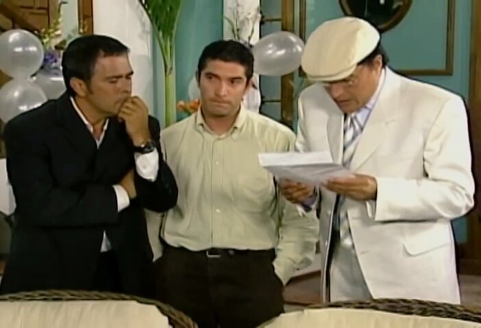 MiNegrafr's tweet photo. Isadora y Toro testificaron. Rodolfo Tiene que asumir las consecuencias de sus actos #NegraConsentida https://t.co/imBRS0KmdF