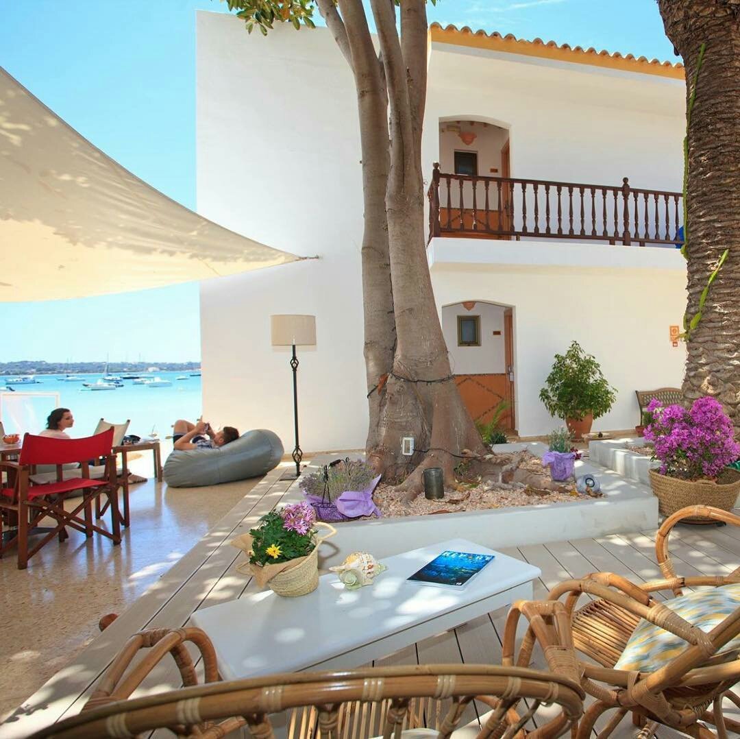 سائق مرشد سياحي عربي (@seyahaspain) on Twitter photo 🏡👪شقق فندقية روك اييتاس في جزيرة #فورمنتيرا 🌴
🌟🌟🌟🌟
حاصلة على لقب وعلم أفضل شاطئ بإسبانيا🏊👌
#إسبانيا
#سائق_عربي 🚘
<a href="/hotels_s/">فنادق أعجبتني</a> <a href="/iwgwo/">محطات أوروبية</a> <a href="/safr24/">Travel24</a> 🏡👪شقق فندقية روك اييتاس في جزيرة #فورمنتيرا 🌴
🌟🌟🌟🌟
حاصلة على لقب وعلم أفضل شاطئ بإسبانيا🏊👌
#إسبانيا
#سائق_عربي 🚘
<a href="/hotels_s/">فنادق أعجبتني</a> <a href="/iwgwo/">محطات أوروبية</a> <a href="/safr24/">Travel24</a>