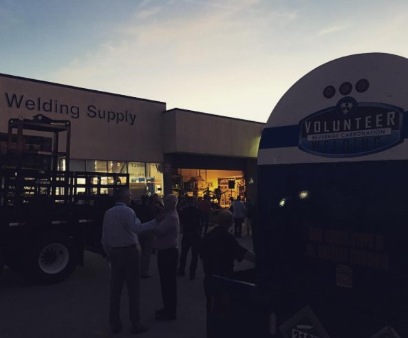 FlameTech_Inc's tweet image. @VWSBevCarb OPEN HOUSE 2day 10-4! Flametech on SPECIAL! Live demos! #vwsopenhouse #volunteerweldingsupply #flametech #welding #nashville